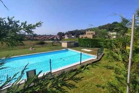Ferienwohnung Apartamento Con Piscina Llanes Exterior foto
